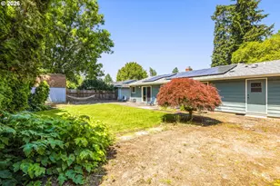 828 NW Forest St, Hillsboro, OR 97124 - Photo 24