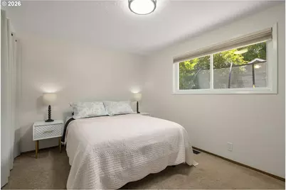 828 NW Forest St, Hillsboro, OR 97124 - Photo 14