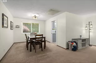 828 NW Forest St, Hillsboro, OR 97124 - Photo 6