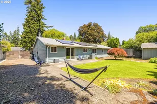 828 NW Forest St, Hillsboro, OR 97124 - Photo 28