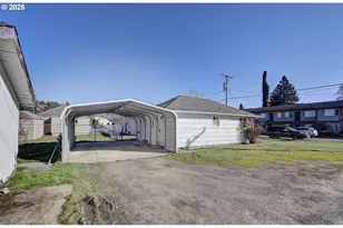 105 Redpath, Kelso, WA 98626 - Photo 2