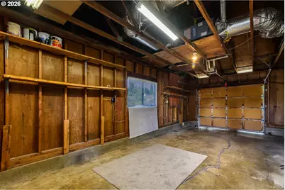 165 E Rosewood Ave, Eugene, OR 97404 - Photo 32