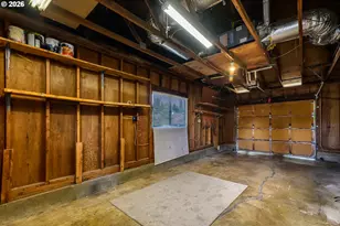 165 E Rosewood Ave, Eugene, OR 97404 - Photo 32