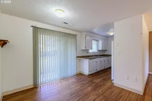 165 E Rosewood Ave, Eugene, OR 97404 - Photo 10