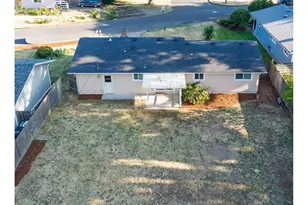 165 E Rosewood Ave, Eugene, OR 97404 - Photo 42