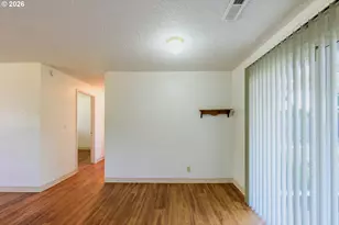 165 E Rosewood Ave, Eugene, OR 97404 - Photo 16