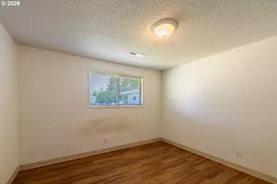 165 E Rosewood Ave, Eugene, OR 97404 - Photo 26