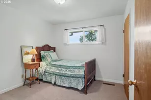 315 Edgewood Dr, Silverton, OR 97381 - Photo 8