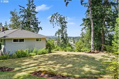315 Edgewood Dr, Silverton, OR 97381 - Photo 40