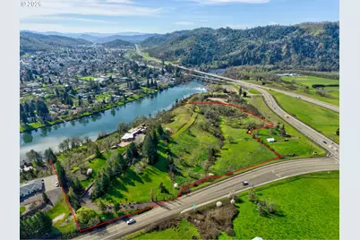 141 Umpqua College Rd, Roseburg, OR 97470 - Photo 1