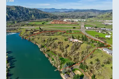 141 Umpqua College Rd, Roseburg, OR 97470 - Photo 4