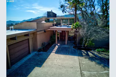 141 Umpqua College Rd, Roseburg, OR 97470 - Photo 32