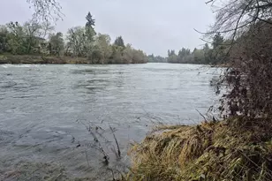 1359 Quail Ln, Roseburg, OR 97471 - Photo 4