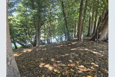 1359 Quail Ln, Roseburg, OR 97471 - Photo 2