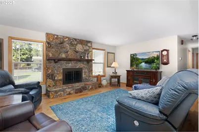 1359 Quail Ln, Roseburg, OR 97471 - Photo 6