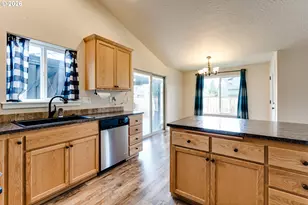 362 Camrin Loop, Creswell, OR 97426 - Photo 6