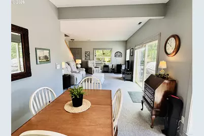17166 Mountain Dr, Brookings, OR 97415 - Photo 16