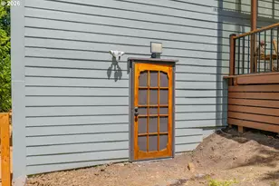 204 S Irving St, Coquille, OR 97423 - Photo 10