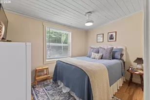 204 S Irving St, Coquille, OR 97423 - Photo 32
