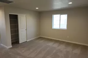 2920 Olympic St, Woodburn, OR 97071 - Photo 12