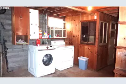 610 Bluff Rd, Klickitat, WA 98628 - Photo 32