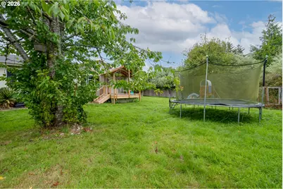291 NW 1st St, Warrenton, OR 97146 - Photo 16