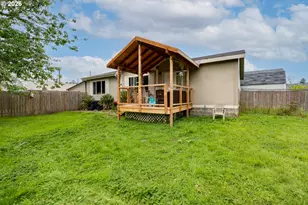 291 NW 1st St, Warrenton, OR 97146 - Photo 2