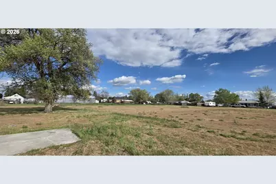 990 E Hwy 730, Irrigon, OR 97844 - Photo 4