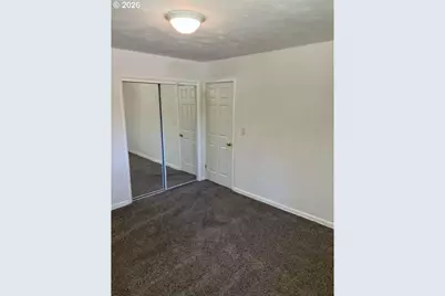 4803 Hazelgreen Rd NE, Salem, OR 97305 - Photo 8