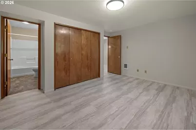 5211 SW 19th Dr, Portland, OR 97239 - Photo 24
