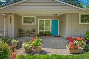 5211 SW 19th Dr, Portland, OR 97239 - Photo 2
