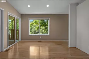 5211 SW 19th Dr, Portland, OR 97239 - Photo 12