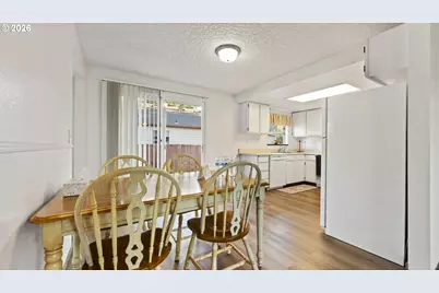 816 NE 193rd Ave, Portland, OR 97230 - Photo 6