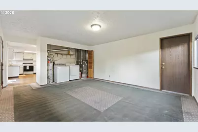 816 NE 193rd Ave, Portland, OR 97230 - Photo 10