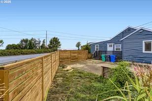 4205 NE Highland Ct, Portland, OR 97218 - Photo 26