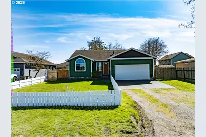 682 NW 9th St, Warrenton, OR 97146 - Photo 1