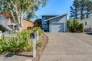 250 N Harbor St, Rockaway Beach, OR 97136 - Photo 2