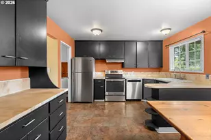 12115 SW Faircrest St, Portland, OR 97225 - Photo 14