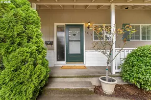 12115 SW Faircrest St, Portland, OR 97225 - Photo 4