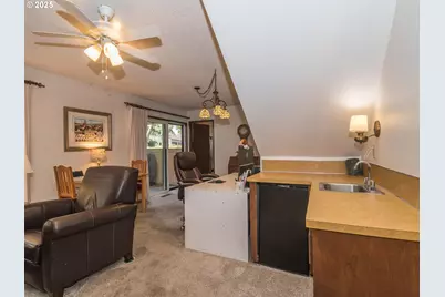 12605 NE Shaver St, Portland, OR 97230 - Photo 18