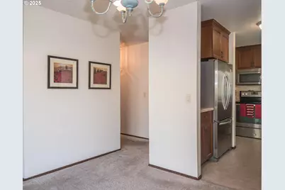12605 NE Shaver St, Portland, OR 97230 - Photo 12