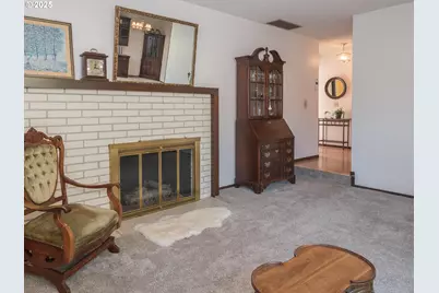 12605 NE Shaver St, Portland, OR 97230 - Photo 10