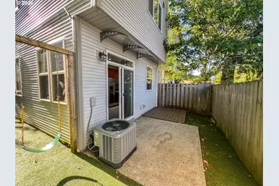 1514 SE 117th Ave, Portland, OR 97216 - Photo 40