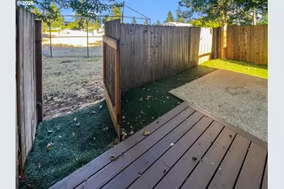 1514 SE 117th Ave, Portland, OR 97216 - Photo 46