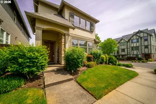 29078 SW Costa Cir W, Wilsonville, OR 97070 - Photo 1