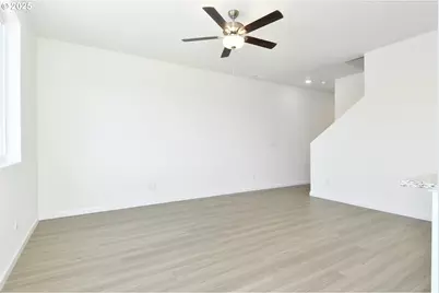 3990 SW Duniway Ln, Gresham, OR 97080 - Photo 6