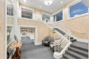 1132 SW 19th Ave, Portland, OR 97205 - Photo 40