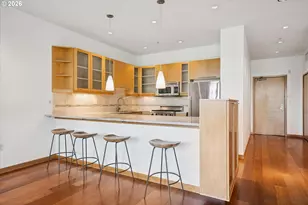 1030 NW Johnson St, Portland, OR 97209 - Photo 10