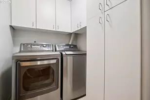 1030 NW Johnson St, Portland, OR 97209 - Photo 34