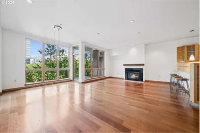 1030 NW Johnson St #323, Portland, OR 97209 - Photo 4